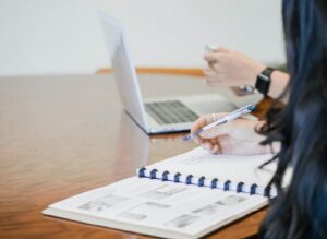 🤝 Aide pour rapport de stage. Faire la rédaction!