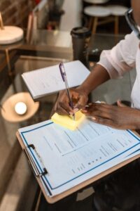 Aide pour l’écriture d’un mémoire ressources humaines (RH) en ligne