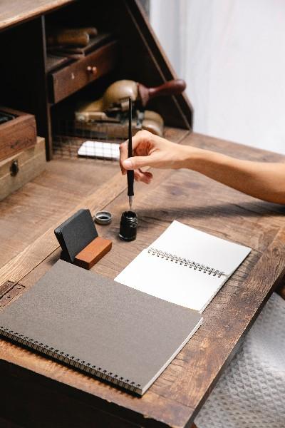 Ajouter une page de garde à sa thèse. Faire le titre de sa thèse en ligne