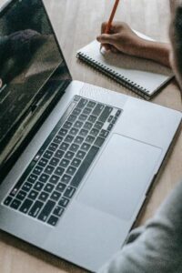 Faire un compte rendu - rédaction en ligne a bon prix